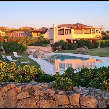 In Centro A Villa Porto Cervo